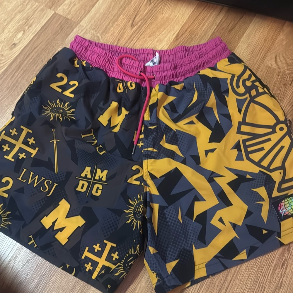 Men’s Slunks size large volleyball McQuaid Jesuit